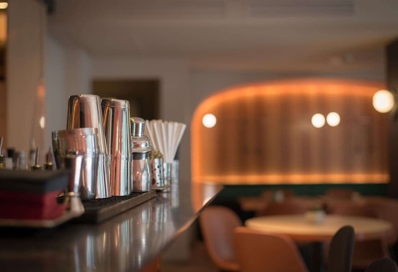 هتل Rohan, Centre Cathédrale