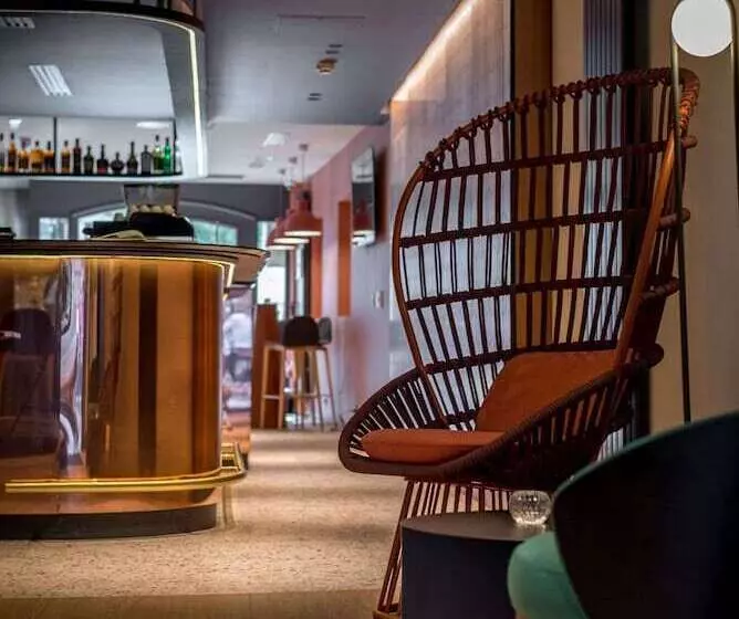 Отель Rohan, Centre Cathédrale