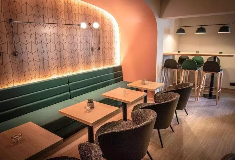 Отель Rohan, Centre Cathédrale