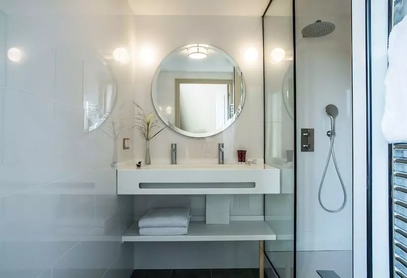 Hotel Royal Garden Champs Elysees