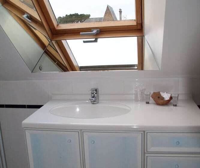 فندق Hôtel De La Mer