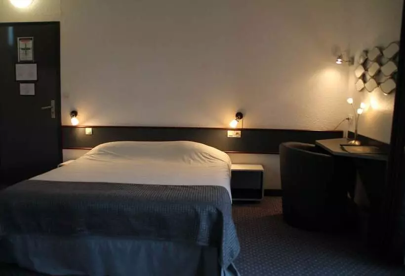 هتل Hôtel De La Mer