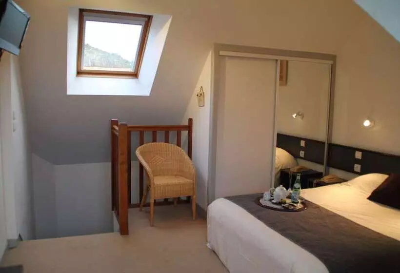 هتل Hôtel De La Mer