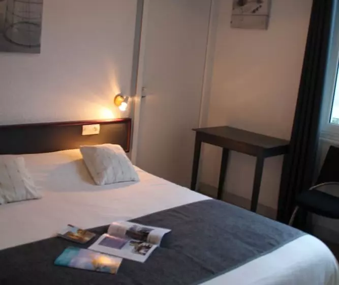 هتل Hôtel De La Mer