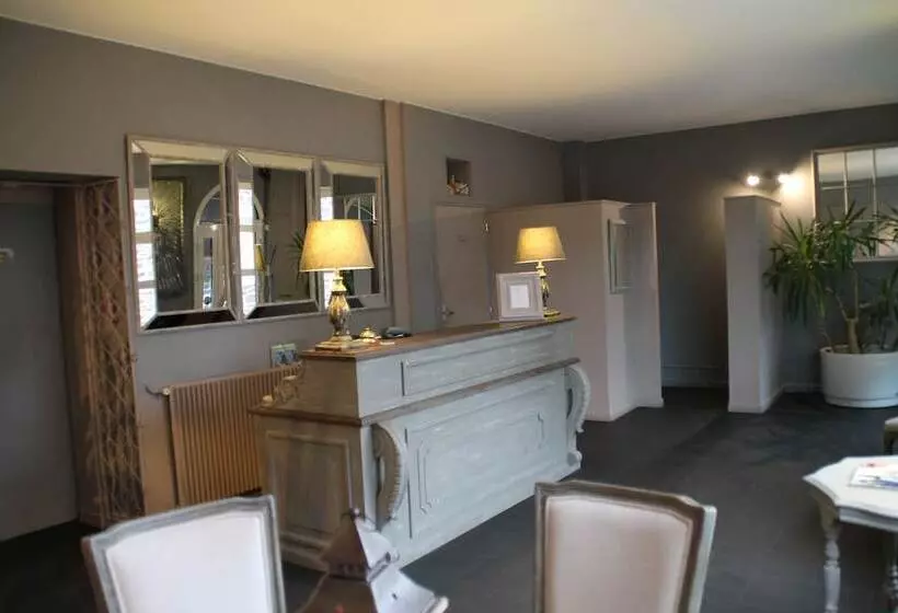 هتل Hôtel De La Mer