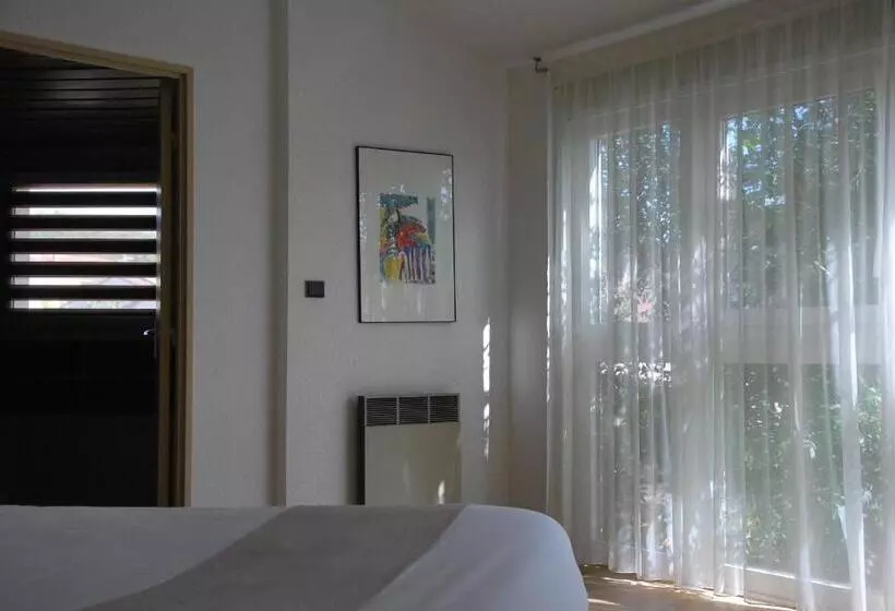 酒店 Hôtel Le Barry, Toulouse Nord