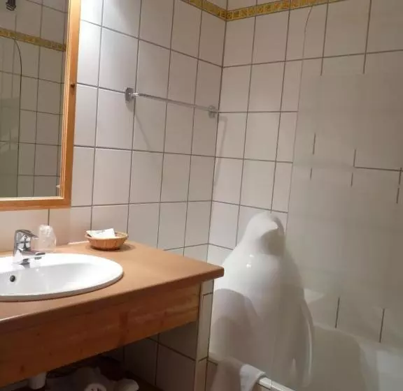 ホテル Hôtel Le Riquewihr