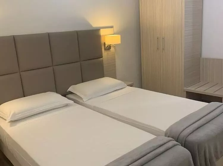 Отель Hôtel Lutétia