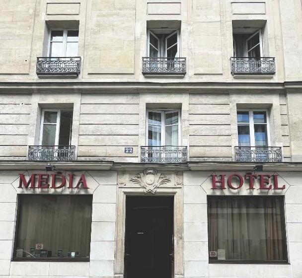 هتل Hôtel Média