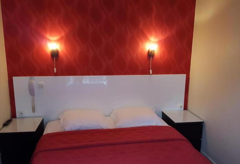 هتل Hôtel Média