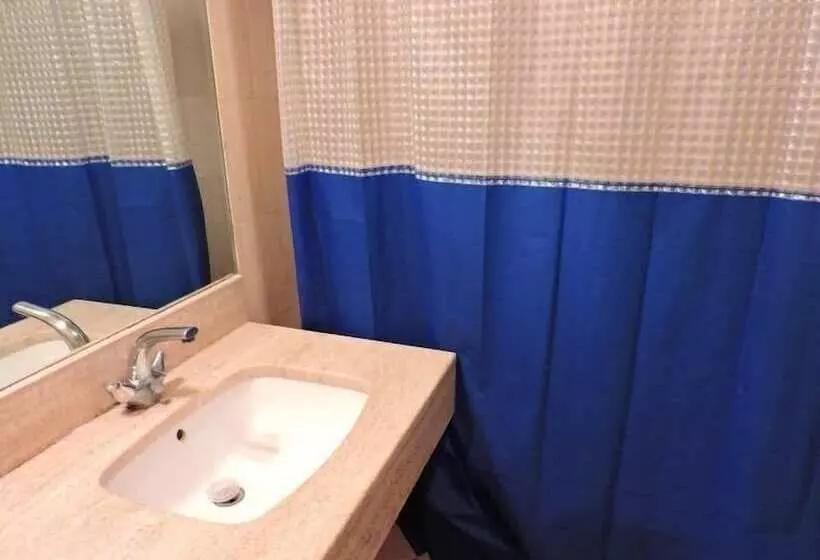 ホテル Hôtel Média