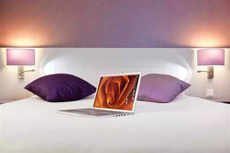 Отель Mercure Auxerre Autoroute Du Soleil