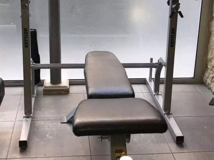 هتل Hôtel Jacques De Molay   Fitness & Sauna