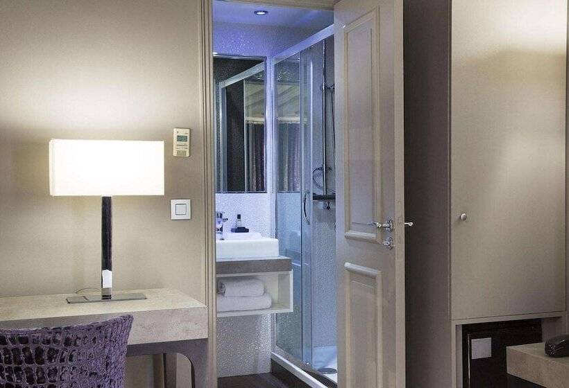 Hotel Hôtel Jacques De Molay Fitness & Sauna