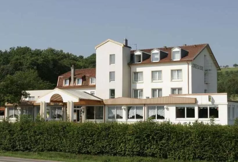 Отель L Oree Du Bois