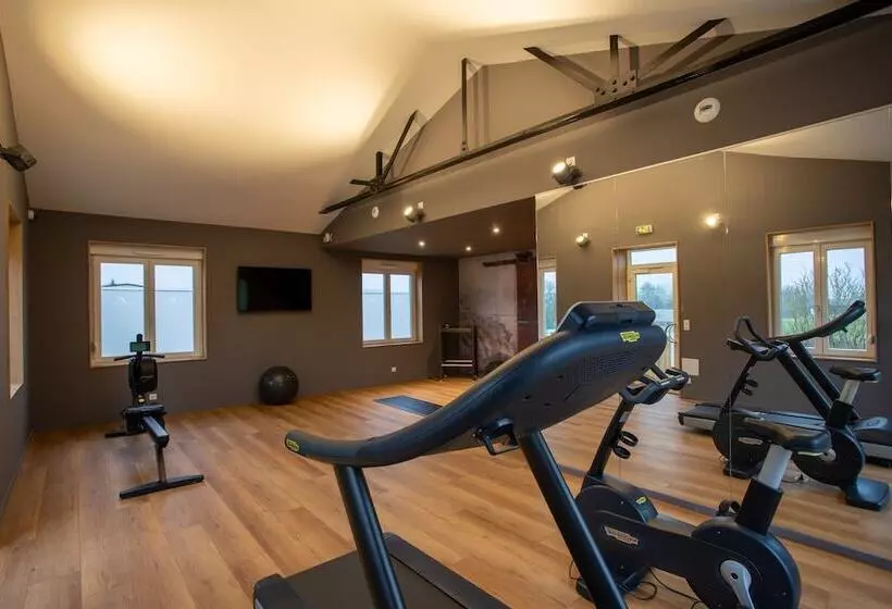 Отель L Oree Du Bois