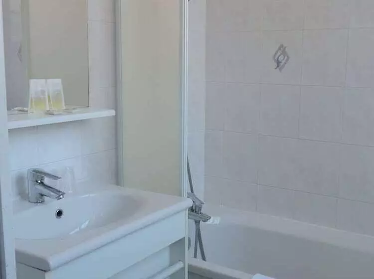 Отель Le Chantilly