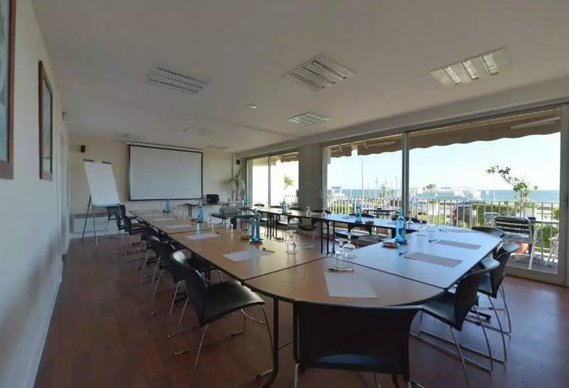 ホテル Hôtel Le Christina