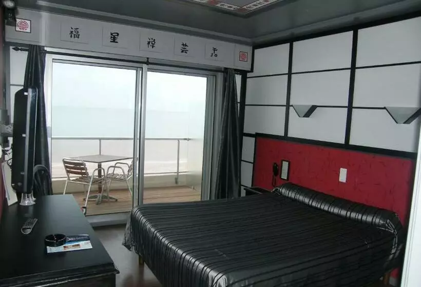 ホテル Hôtel Le Christina