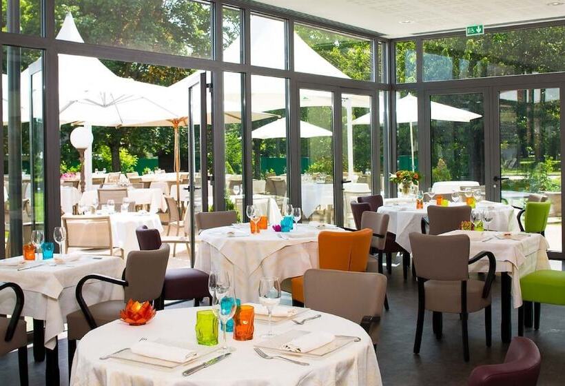 호텔 Le Dracy Hôtel Et Spa