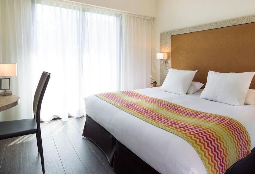 호텔 Le Dracy Hôtel Et Spa