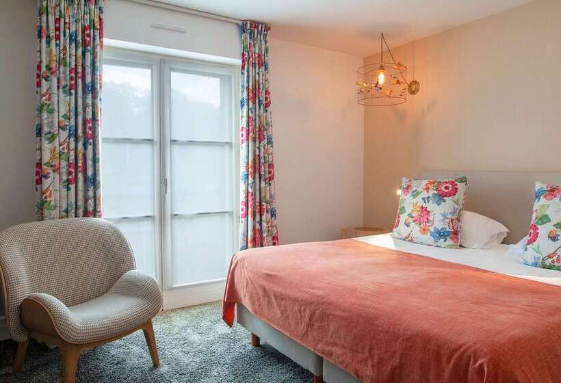 ホテル Le Manoir Du Lys, The Originals Relais