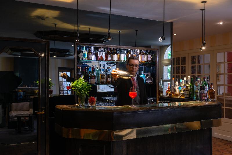 ホテル Le Manoir Du Lys, The Originals Relais