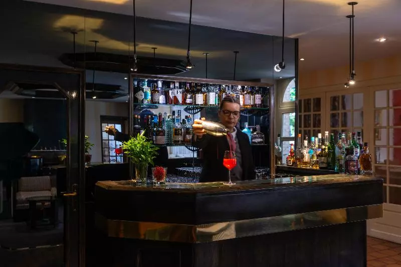 酒店 Le Manoir Du Lys, The Originals Relais