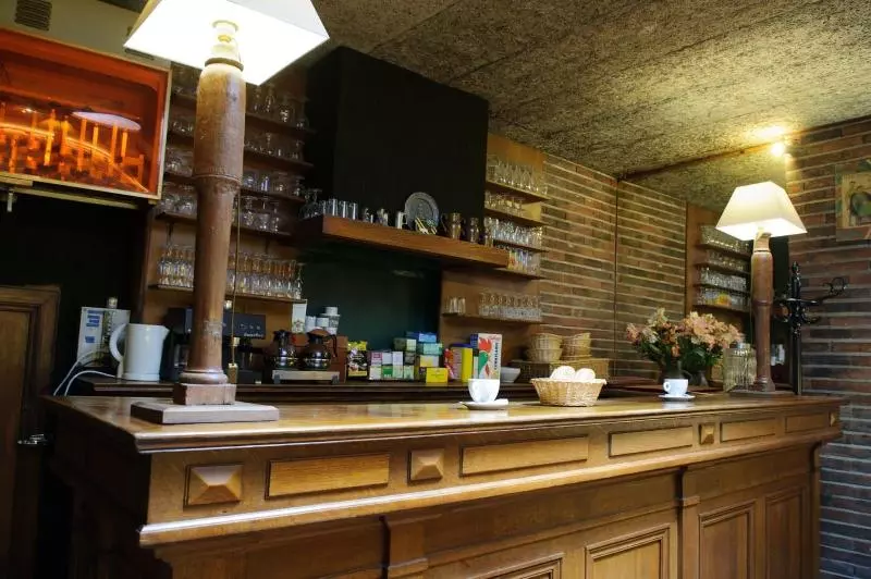 هتل Les Chevaliers