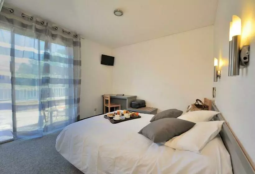 ホテル Hôtel Les Mimosas