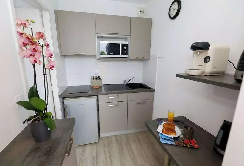 هتل Les Terrasses De Borda