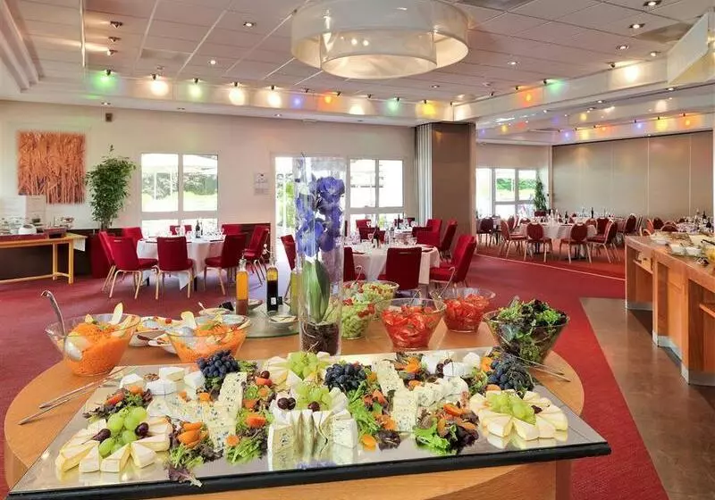 Hotel Demeures De Campagne Parc Du Coudray – Mercure