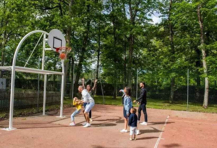 Hotel Demeures De Campagne Parc Du Coudray – Mercure