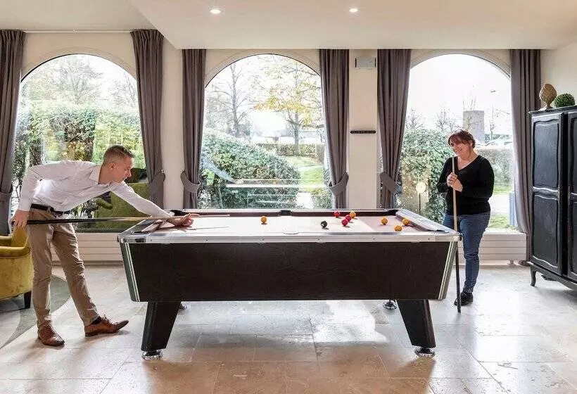 Hotel Demeures De Campagne Parc Du Coudray – Mercure