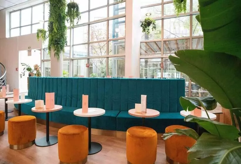 ホテル Mercure Paris Val De Fontenay