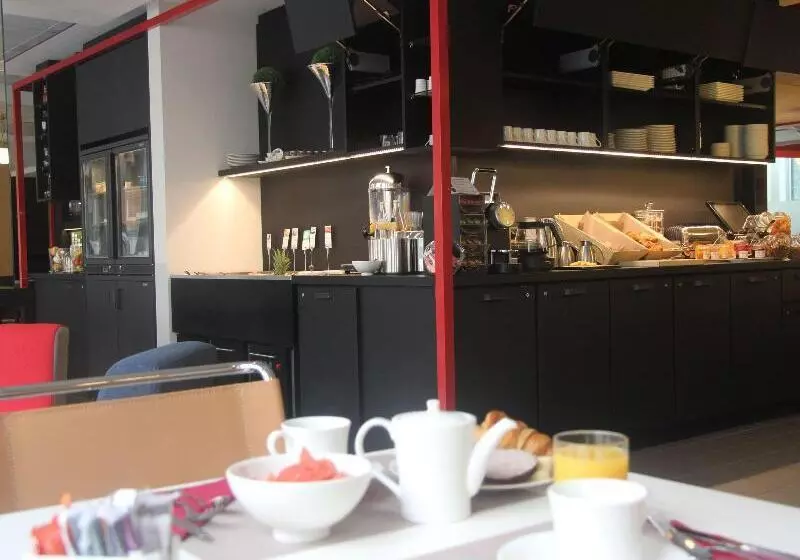 בית מלון כפרי Mercure Rennes Centre Parlement