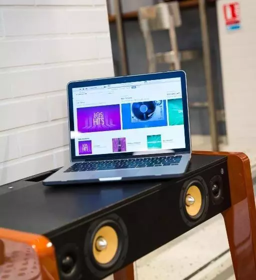 Hotel Hostel Ozz Nice