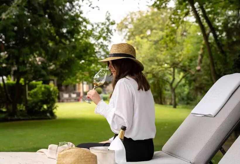 Hotel Relais & Châteaux L Assiette Champenoise