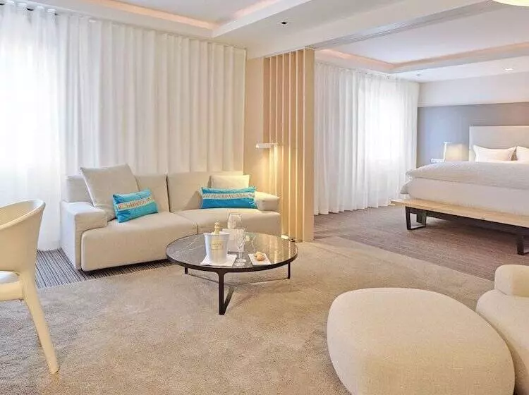 Hotel Relais & Châteaux L Assiette Champenoise