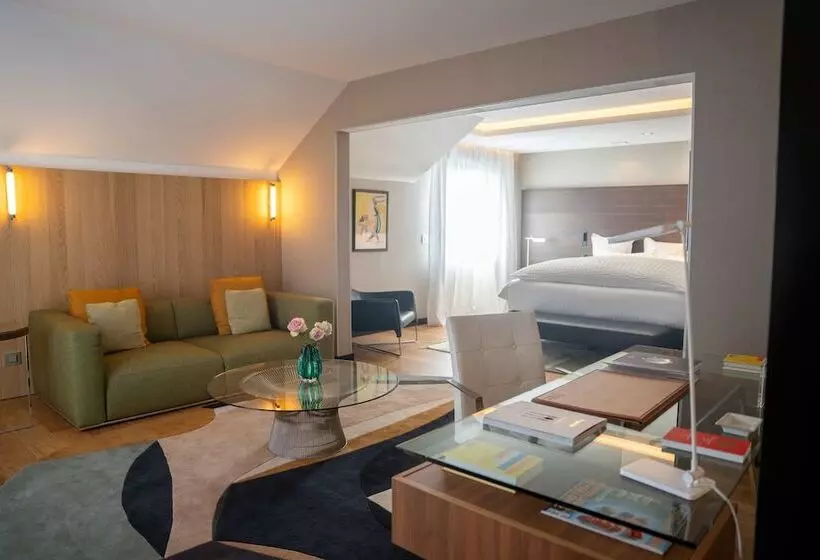 Hotel Relais & Châteaux L Assiette Champenoise