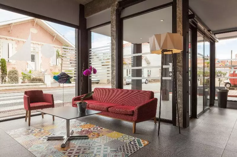 هتل Hôtel Le Nautic