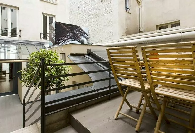 Hotelli Valadon Colors