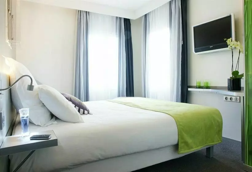 Hotelli Valadon Colors