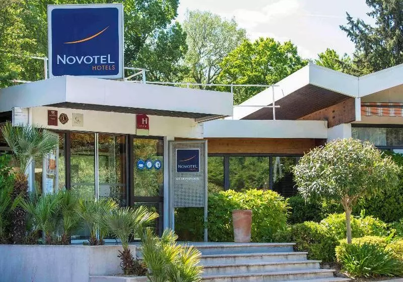 Novotel Aix En Provence Pont De L Arc