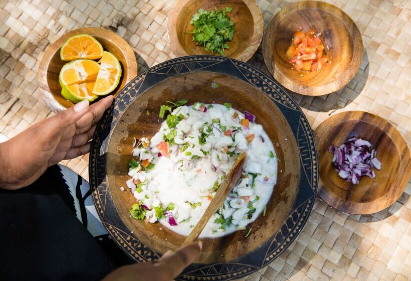 منتجع Castaway Island, Fiji