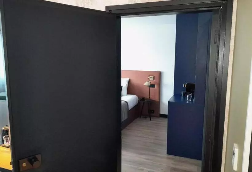 Отель Appart City Collection Genève Aéroport Ferney Voltaire