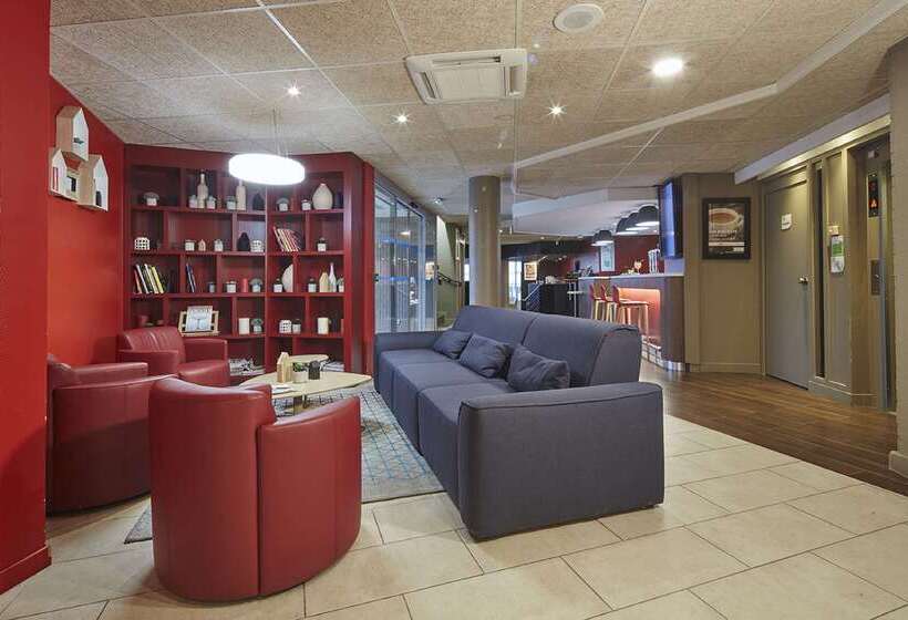 בית מלון כפרי Campanile Argenteuil