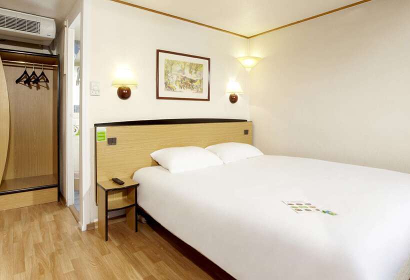 هتل Campanile Villefranche Sur Saone