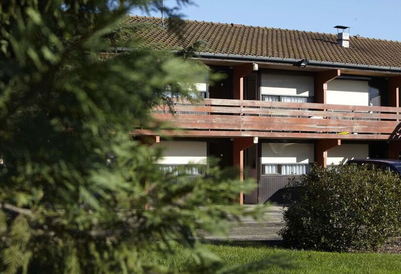 هتل Campanile Villefranche Sur Saone