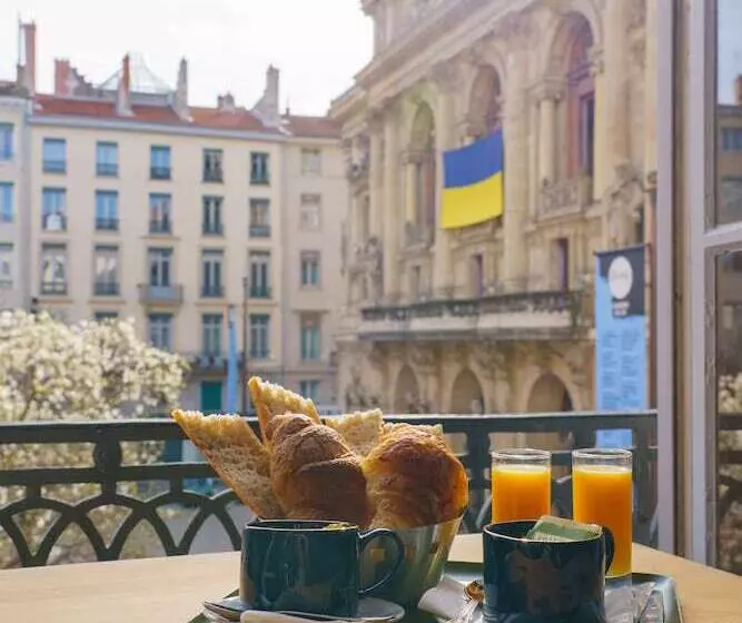 Отель Du Theatre